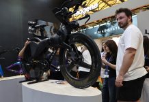 Cina: in corso a Shanghai la Fiera internazionale della bicicletta (3)