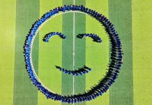 Cina: gli studenti celebrano la Giornata mondiale del sorriso (1)