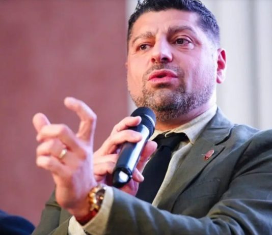 Ordine dei Biologi della Lombardia, Rudy Alexander Rossetto denuncia il Presidente della Federazione Nazionale