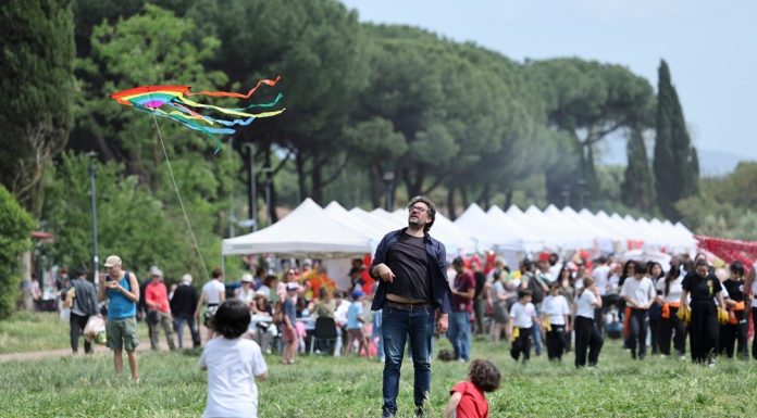 Roma: al Parco degli Acquedotti il festival internazionale degli aquiloni (1)