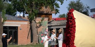 Cina: Tianjin, ex fabbrica tessile diventa quartiere turistico e ricreativo (2)