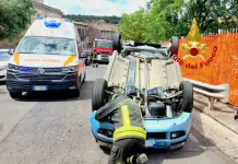 Un’auto si ribalta nell’Oristanese, due anziani feriti