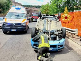 Un’auto si ribalta nell’Oristanese, due anziani feriti