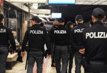 Roma, nascondigli sotterranei per droga e refurtiva: 5 arresti