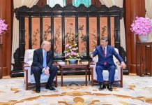 Xi e Trump hanno avuto un incontro riservato a Pechino (3)