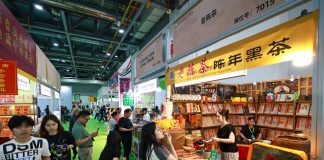 Hangzhou, al via l’ottava Fiera internazionale del tè cinese (1)