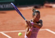 Tennis: la cinese Zheng Qinwen gareggia al Roland Garros (2)