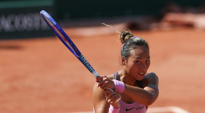 Tennis: la cinese Zheng Qinwen gareggia al Roland Garros (2)