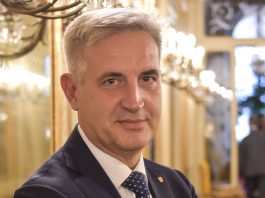 Sergio Fontana Cavaliere del Lavoro, Mattarella premia la farmaceutica pugliese