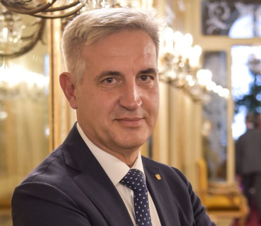 Sergio Fontana Cavaliere del Lavoro, Mattarella premia la farmaceutica pugliese