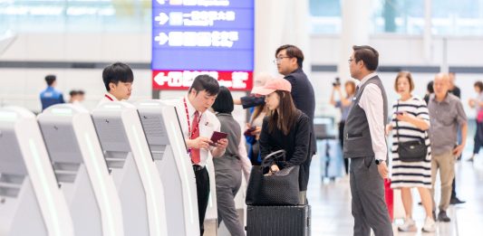 Cina: aeroporto di Hong Kong, ampliata sala partenze del Terminal 2 (2)