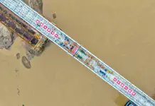 Cina: ponte Shituo sullo Yangtze completa chiusura ferroviaria (2)