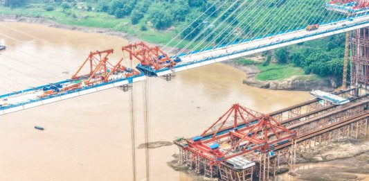 Cina: ponte Shituo sullo Yangtze completa chiusura ferroviaria (3)