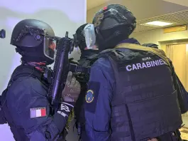 A Roma 9 arresti per traffico di droga, estorsione e sfruttamento della prostituzione