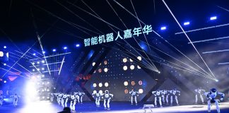 Cina: Tianjin, droni e robot protagonisti al carnevale tecnologico (2)