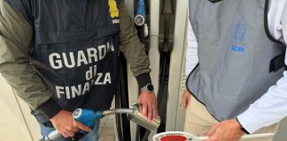 A Siena sequestrati 105 mila litri di gasolio irregolare