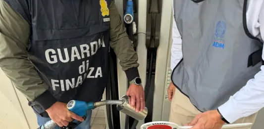 A Siena sequestrati 105 mila litri di gasolio irregolare