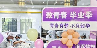 Cina: università di Harbin saluta laureati con banchetto di ravioli (1)