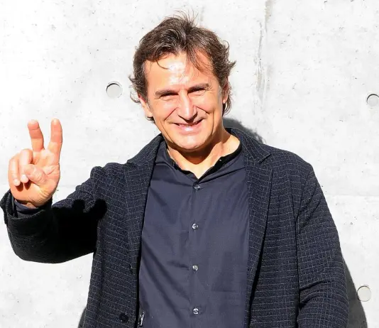 Addio ad Alex Zanardi, l’ex pilota e atleta paralimpico aveva 59 anni. Martedì i funerali a Padova