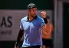 Cobolli e Berrettini al terzo turno a Parigi, Darderi eliminato da Comesana al quinto set