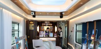 Cina: Delta Star Express parte da Shanghai verso lo Xinjiang (1)
