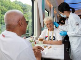 Cina: Delta Star Express parte da Shanghai verso lo Xinjiang (2)