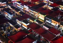 Cina: mercato notturno di Zijing anima economia di Nanchang (3)