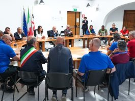 Todde incontra i sindacati e i metalmeccanici del Sulcis