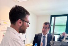 Adm, Alesse a Livorno in visita al porto e al laboratorio chimico