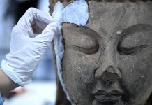 Cina: giovane team di restauratori preserva incisioni buddiste su pietra con tecnologie avanzate (2)