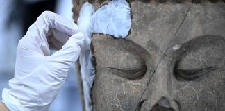 Cina: giovane team di restauratori preserva incisioni buddiste su pietra con tecnologie avanzate (2)