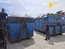 Sequestrate oltre 5,6 tonnellate di rifiuti speciali abbandonati a Casoria, una denuncia