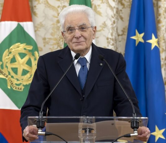 Mattarella “Dopo il ventennio fascista il 2 giugno segnò una svolta nel Paese”