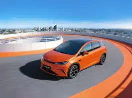 BYD Dolphin G DM-i, la compatta ibrida da oltre 1.000 km per il mercato europeo