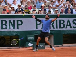 Berrettini vola ai quarti al Roland Garros, Cerundolo battuto in tre set