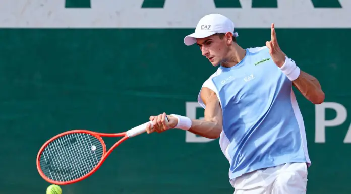 Impresa Arnaldi, piega Tiafoe e sfida Berrettini ai quarti del Roland Garros