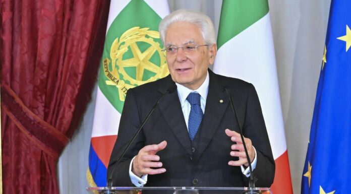 Mattarella “Il 2 giugno fu l’avvio di un grande percorso di sviluppo civile”
