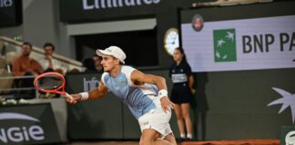 Arnaldi in semifinale con Cobolli a Parigi, Berrettini costretto al ritiro