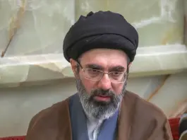 Iran, Khamenei “Le forze nemiche saranno presto cacciate dal Mar Arabico”