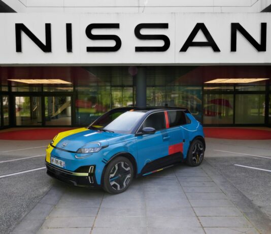 Nissan premia il vincitore del concorso dedicato alla nuova Micra