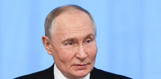 Putin “In Ucraina avanziamo, ma siamo pronti ad una soluzione pacifica”