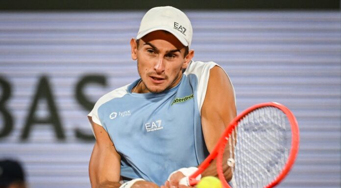 Arnaldi non gioca per un virus, Cobolli in finale al Roland Garros contro Zverev