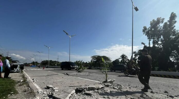 Terremoto di magnitudo 7.8 nelle Filippine, almeno 8 morti e 200 feriti