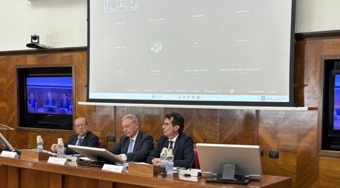 Spazio, presentati gli Stati generali al Mimit. Urso: “Italia protagonista”