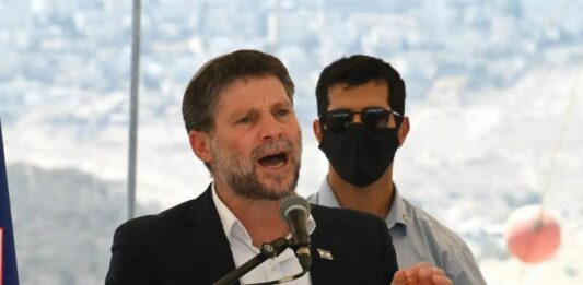 La Francia vieta l’ingresso al ministro israeliano Smotrich e 21 coloni