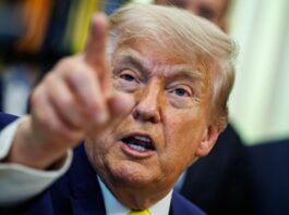 Trump “Iran ha abbattuto elicottero Apache sullo Stretto di Hormuz, risponderemo”