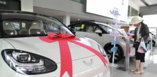 Cina, esportazioni di auto a nuova energia più che raddoppiate a maggio