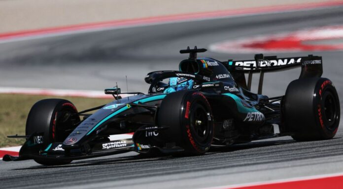 Russell in pole su Hamilton e Antonelli a Barcellona, Leclerc 10°