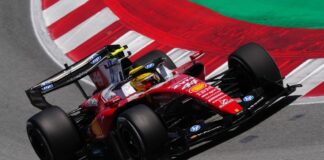 Trionfo Ferrari a Barcellona: vince Hamilton su Russell, Antonelli e Leclerc out