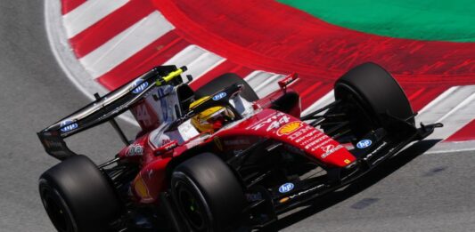 Trionfo Ferrari a Barcellona: vince Hamilton su Russell, Antonelli e Leclerc out